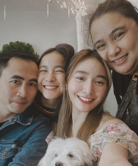 sachzna laparan vivamax|Sachzna Laparan reveals her family is Pro.